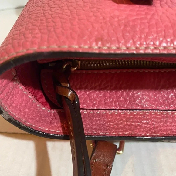 Dooney Bourke pink pebbled leather hobo handbag - Picture 9 of 10